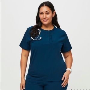 FIGS women's Deep Reef Marsh - Scrub Top - Small - Deep Reef